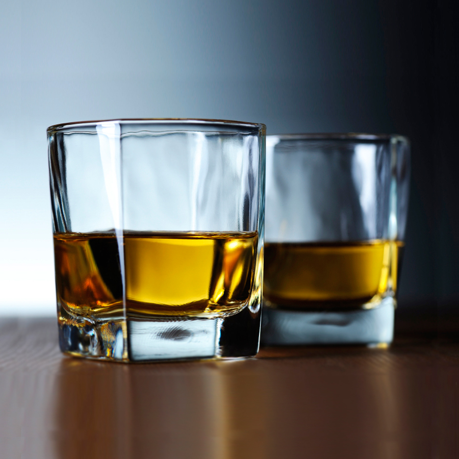 scotch whiskey glasses